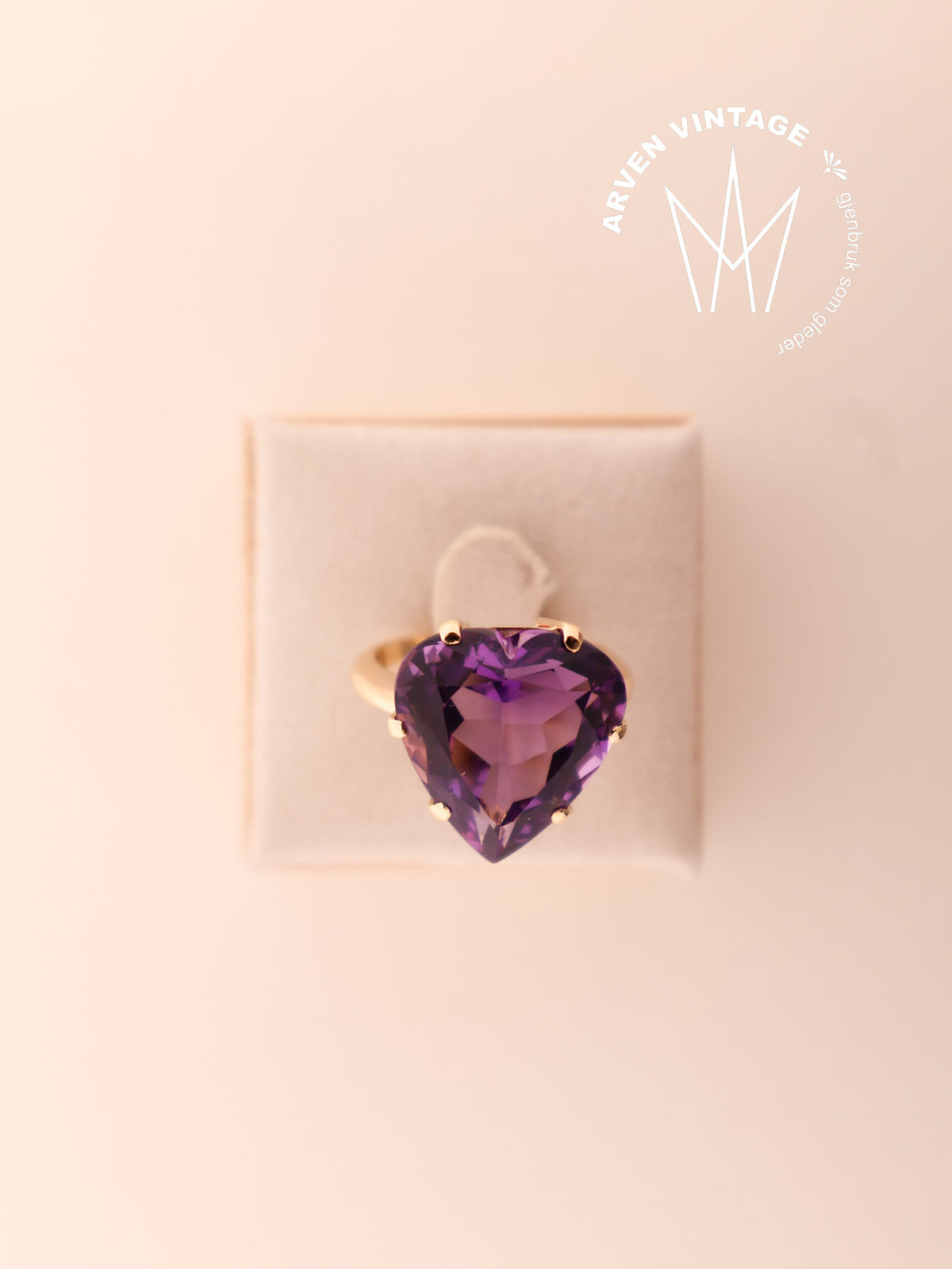 Vintage ring gult gull med lilla sten str.53