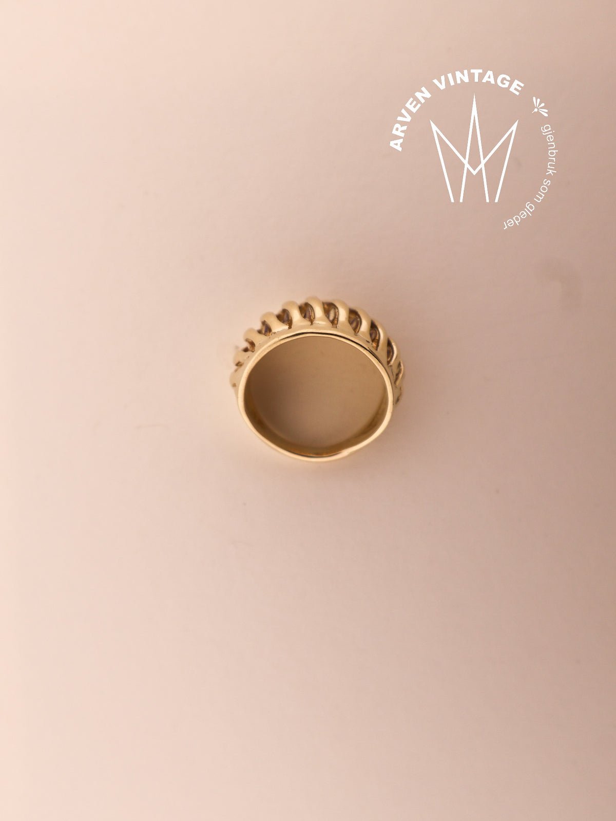Vintage ring in yellow gold, size 60