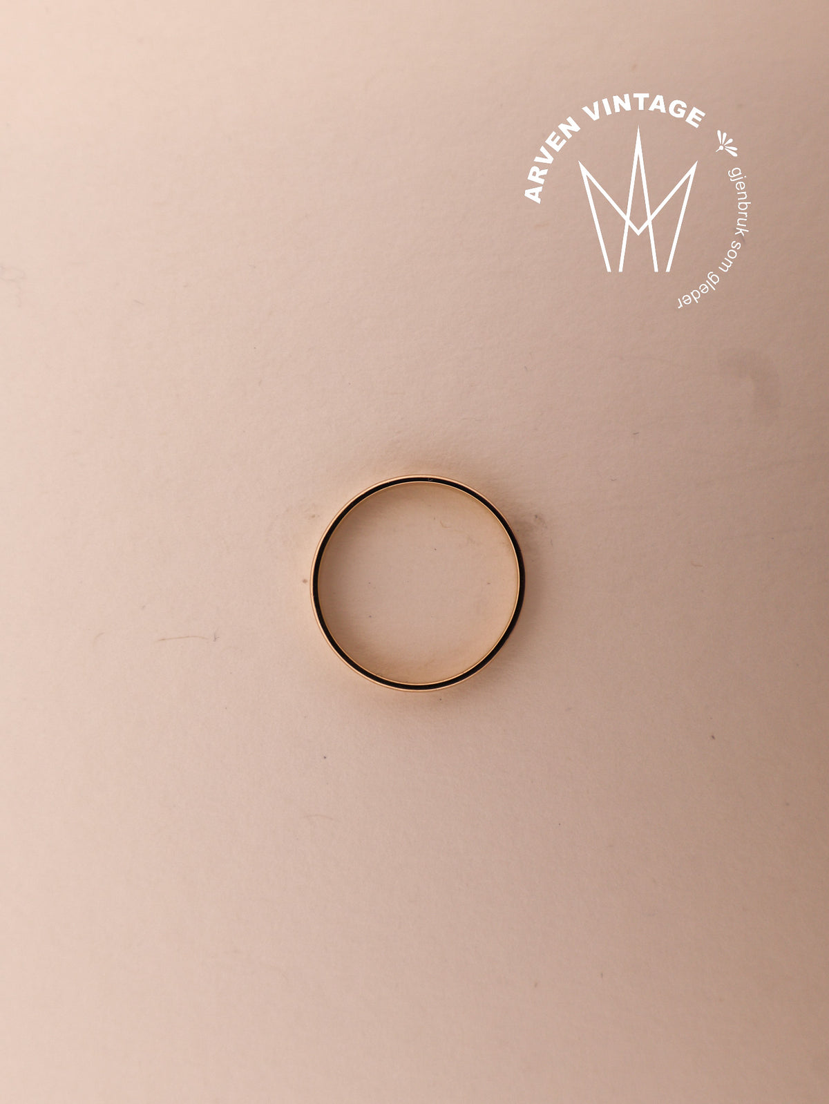 Vintage ring in yellow gold size 59