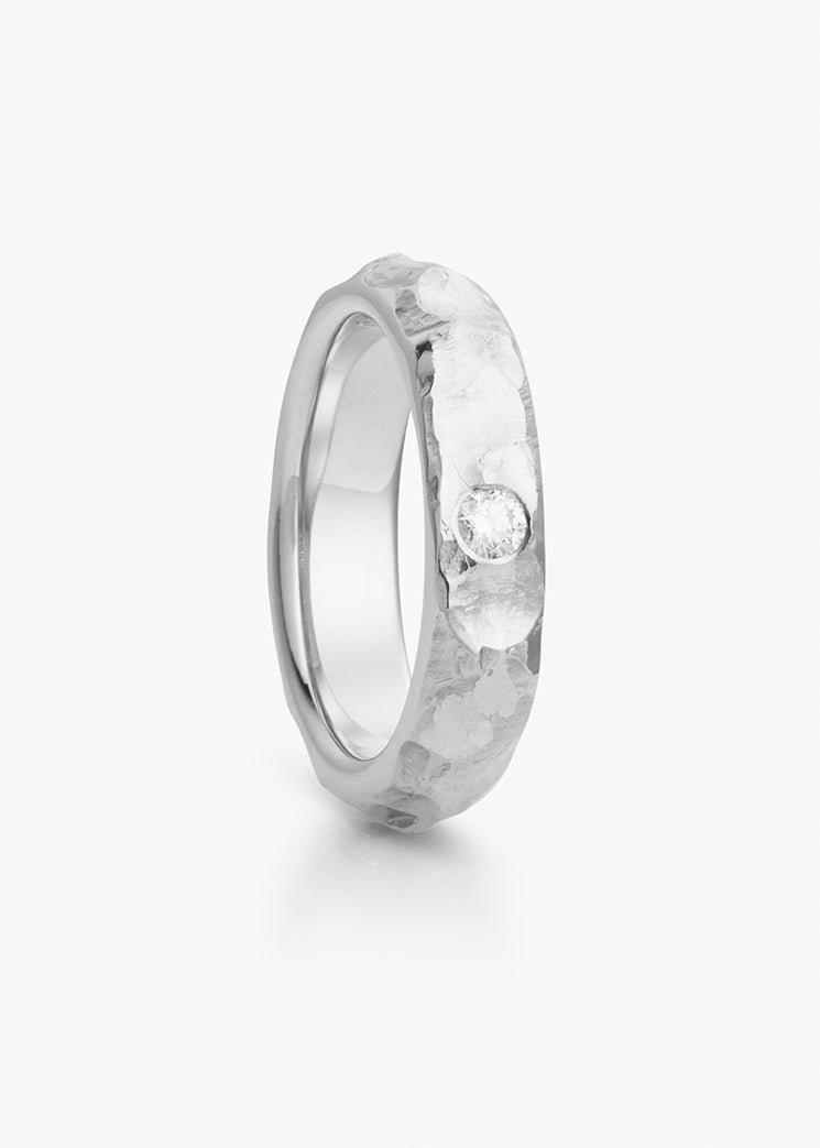 Fjell ring i hvitt gull med diamant, dame