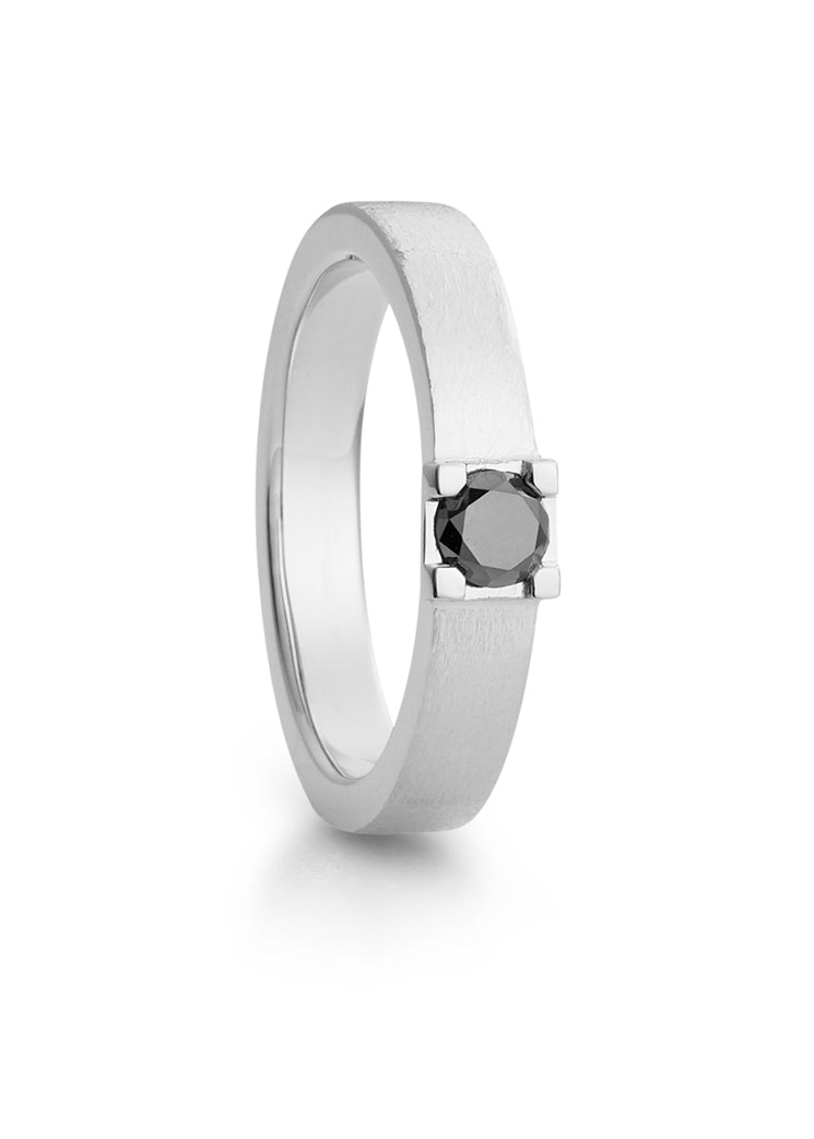 Magnificent white gold and black diamond ring, men's