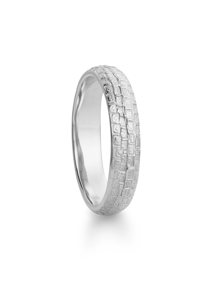 Cobblestone ring in white gold, ladies