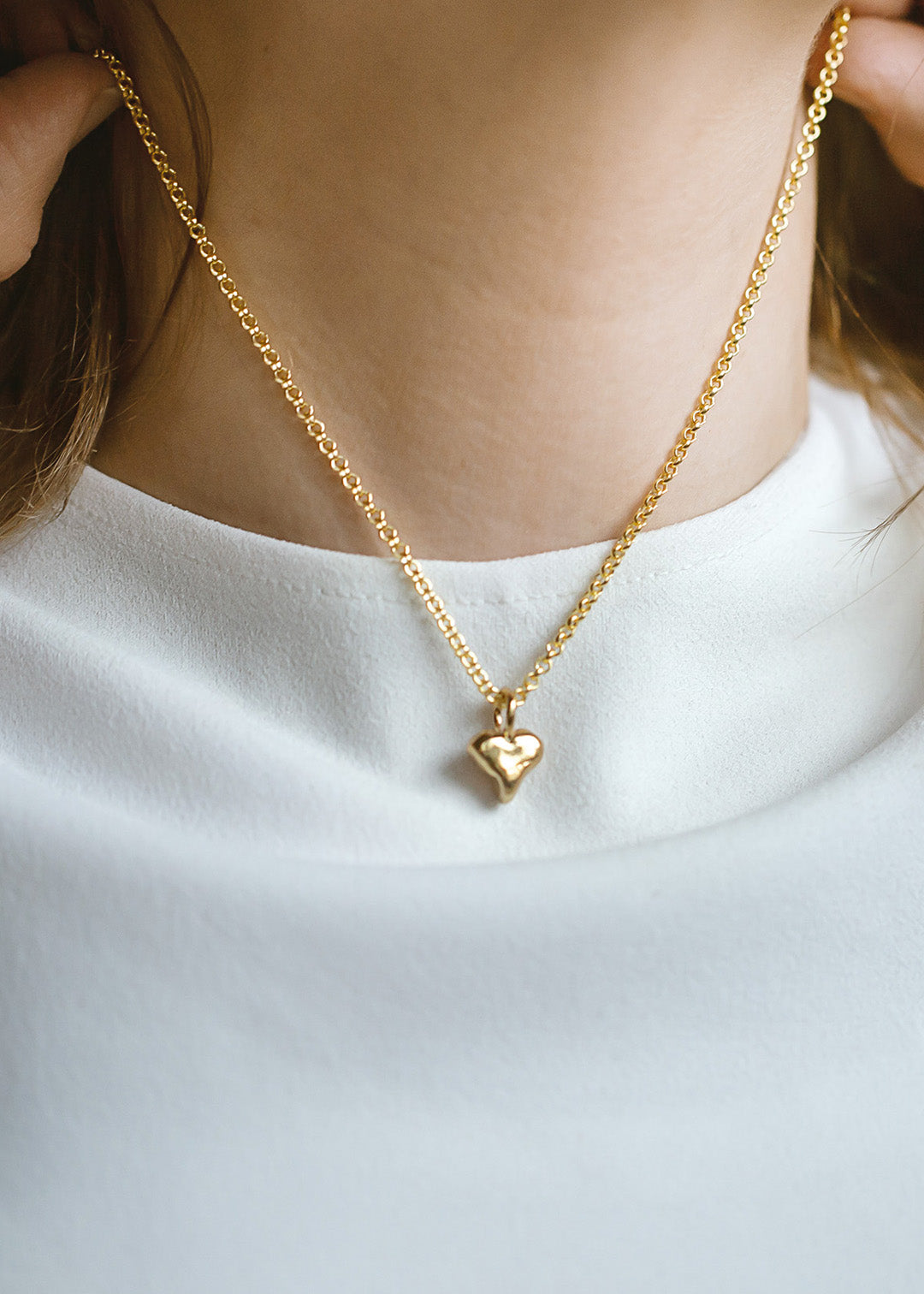 Mia heart gold plated jewelry medium