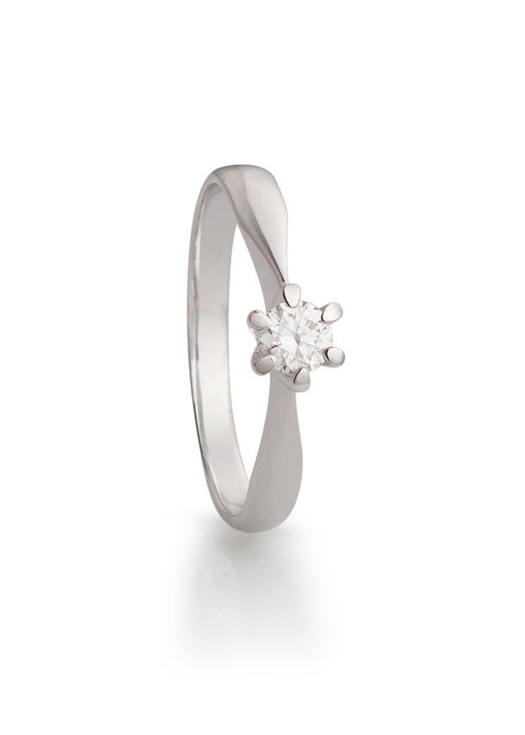 Guri ring in white gold with diamond 