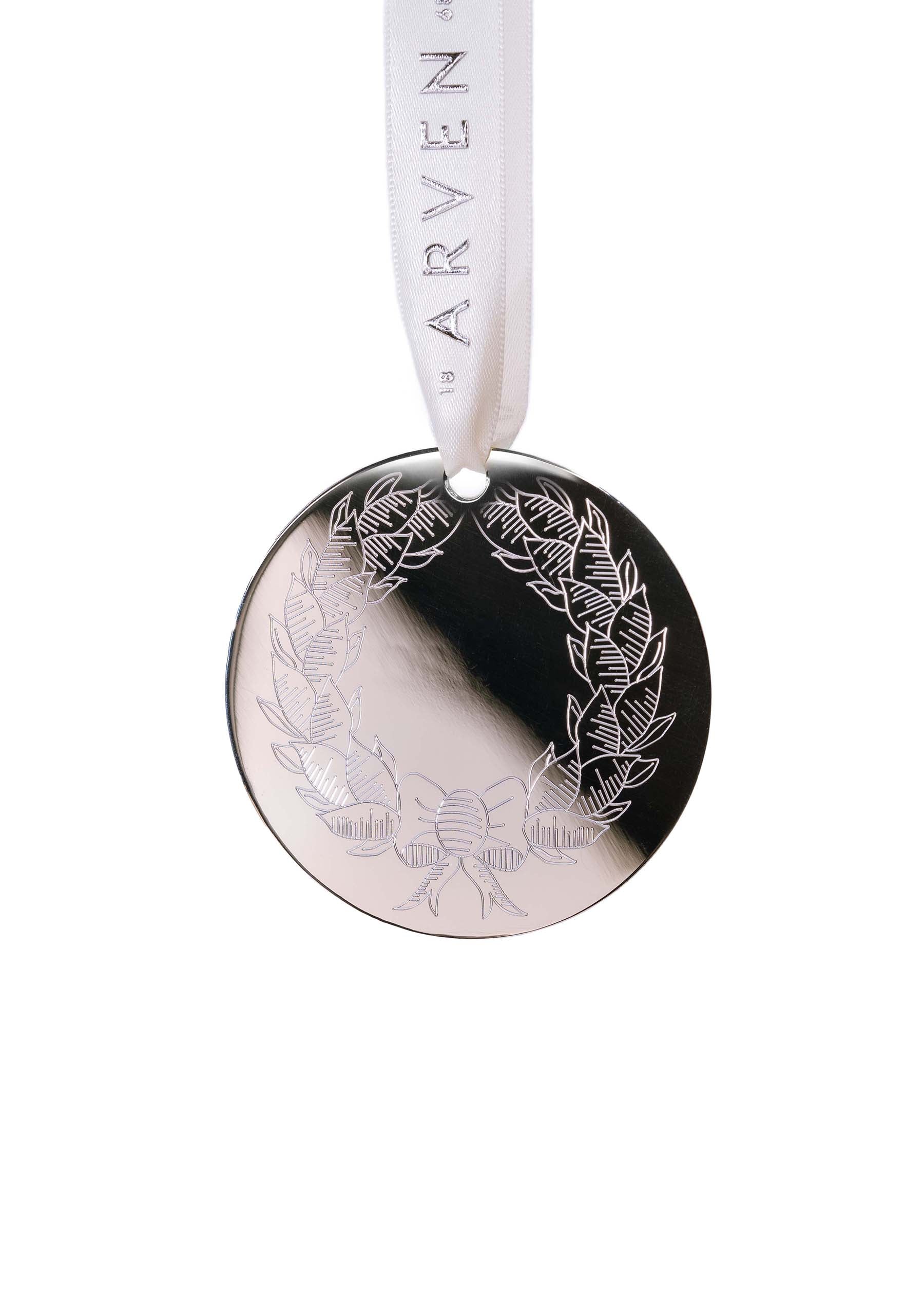 Wreath silver plated 6.3 cm