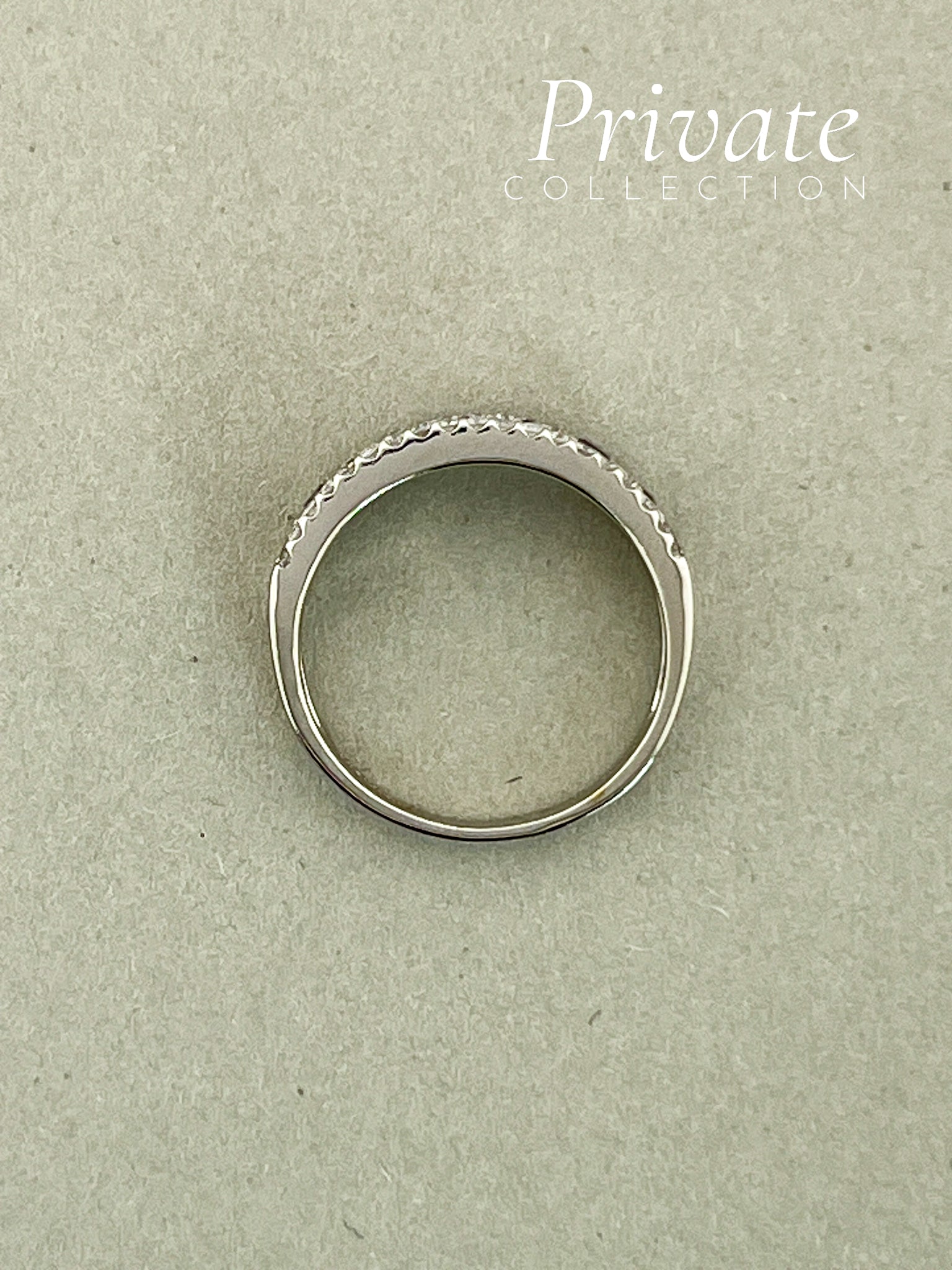 PC Diamantring med sorte diamanter 18K hvitt gull str 56