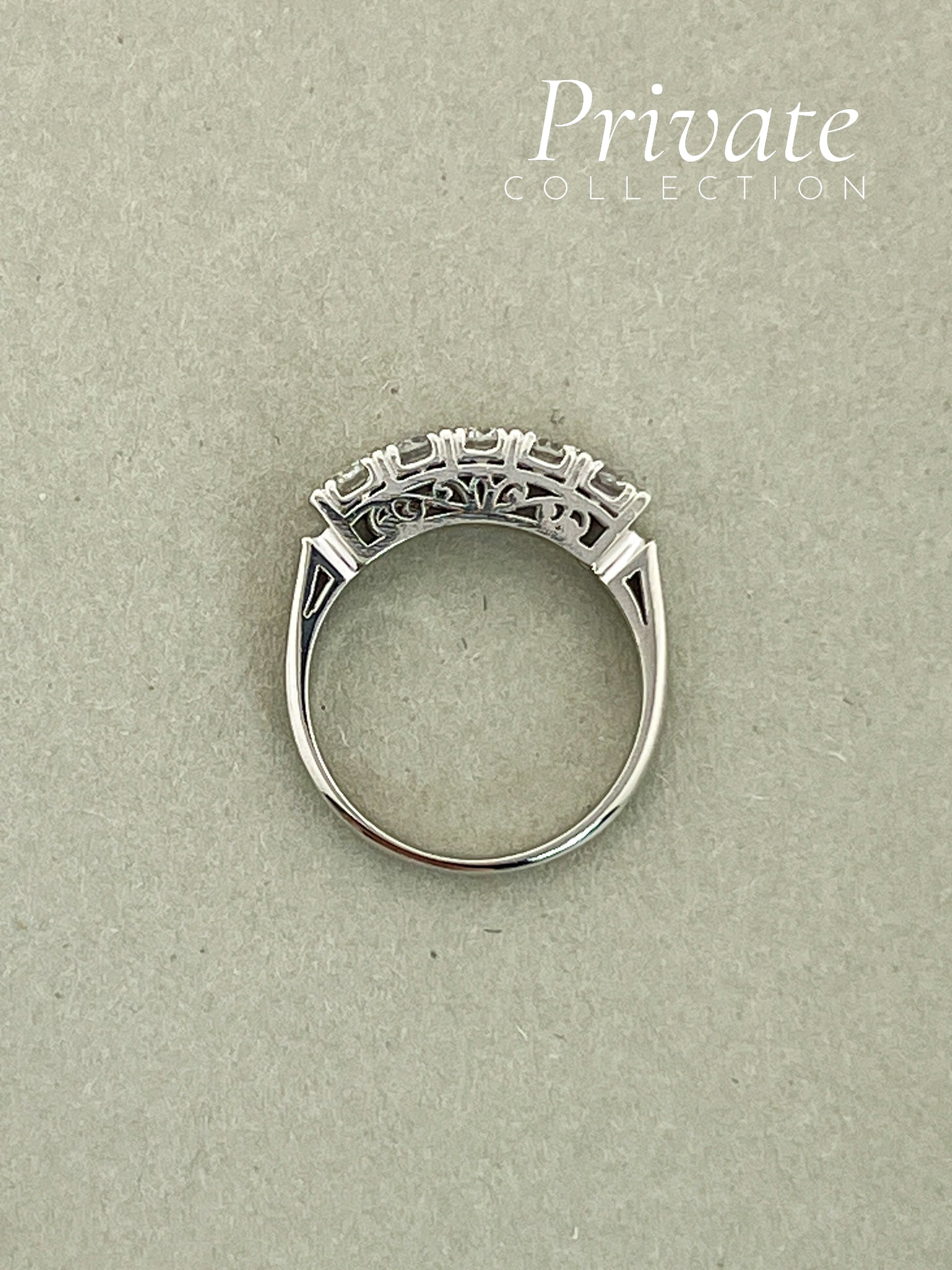 PC Diamantring med 5 diamanter platina str 52