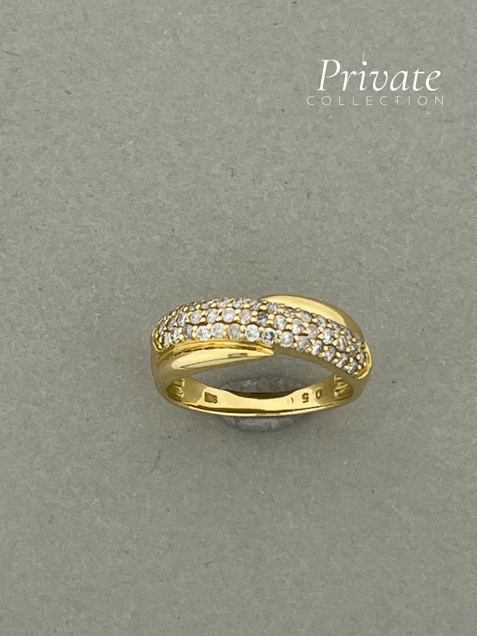 PC Ring 18K gult gull med diamanter str52