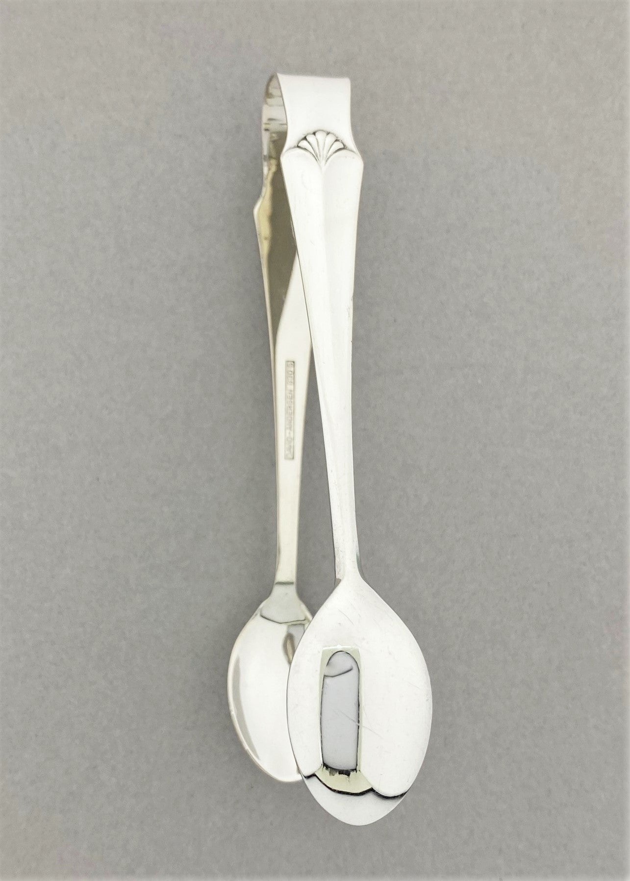 Vintage Rådhus med vifte sukkerklype / konfektklype / olivenklype