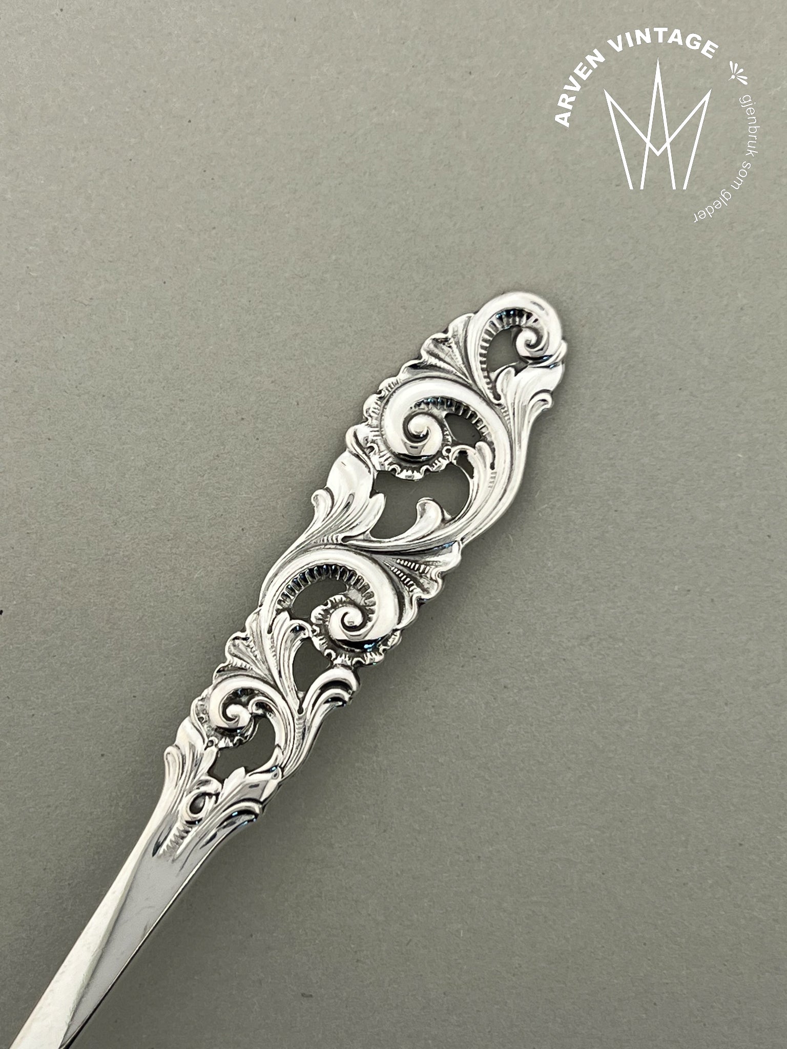 Vintage Telesilver cake spatula