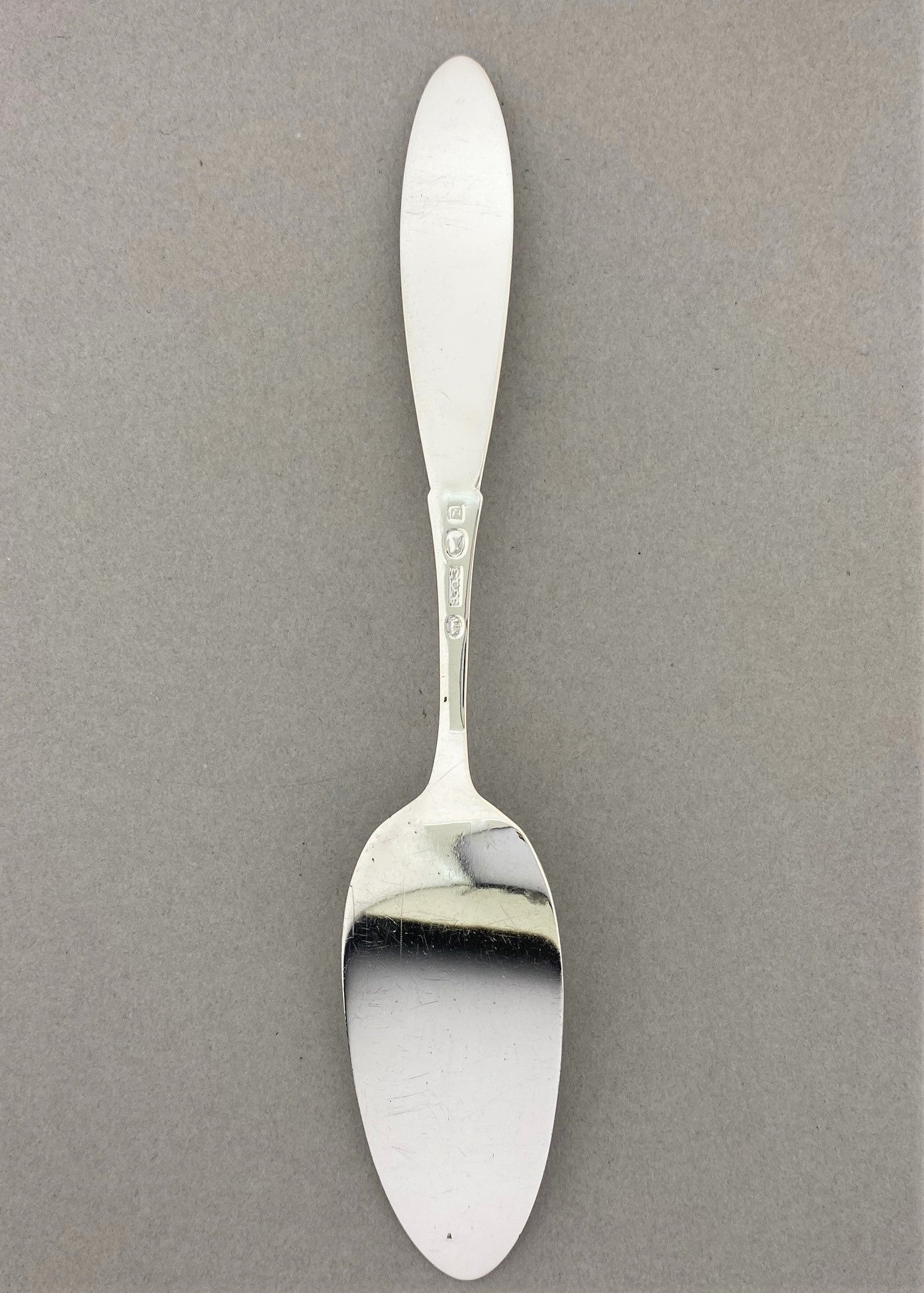 Vintage Sylvia smørspade