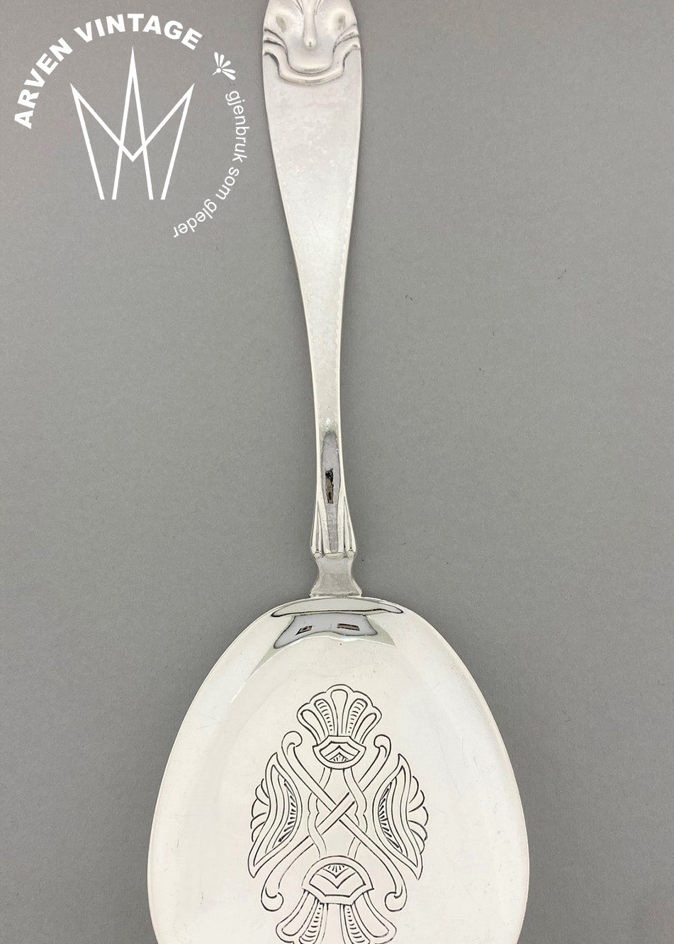 Vintage Hamret skjell smørbrødspade med gravering