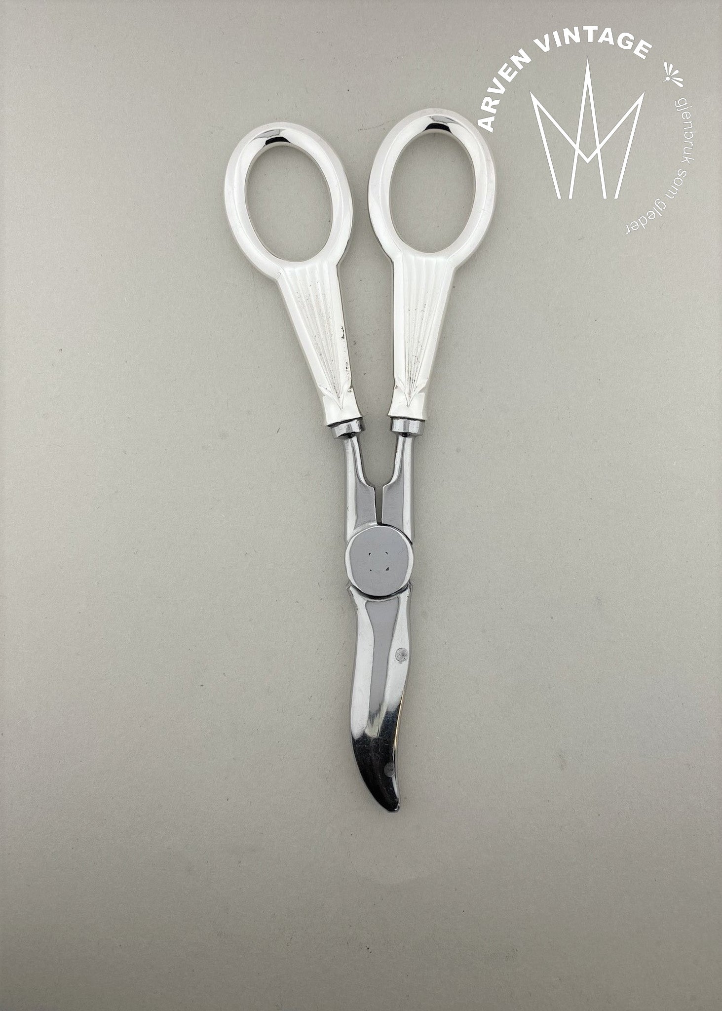 Vintage Heirloom silver grape scissors