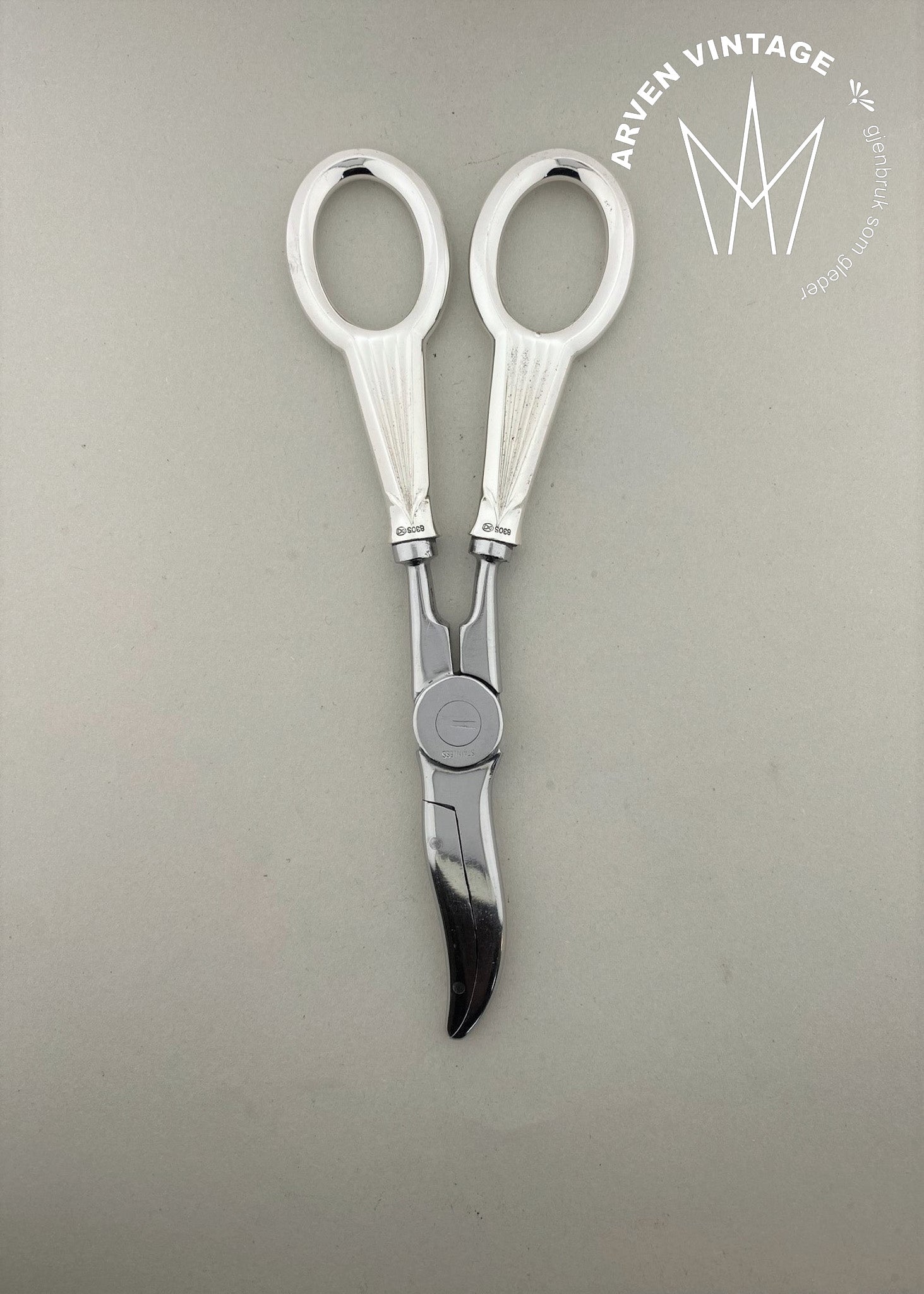 Vintage Heirloom silver grape scissors