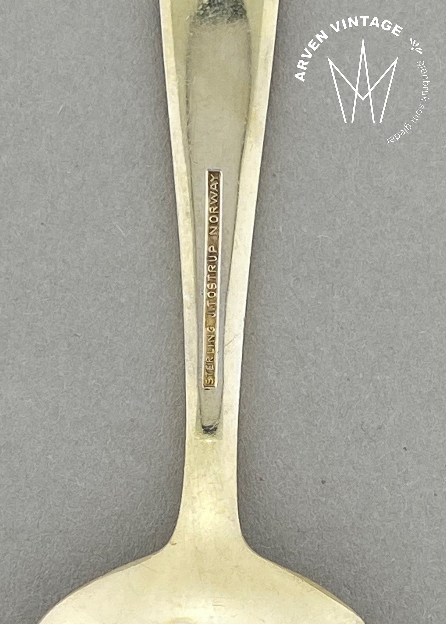 Vintage Åre jam spoon with red enamel