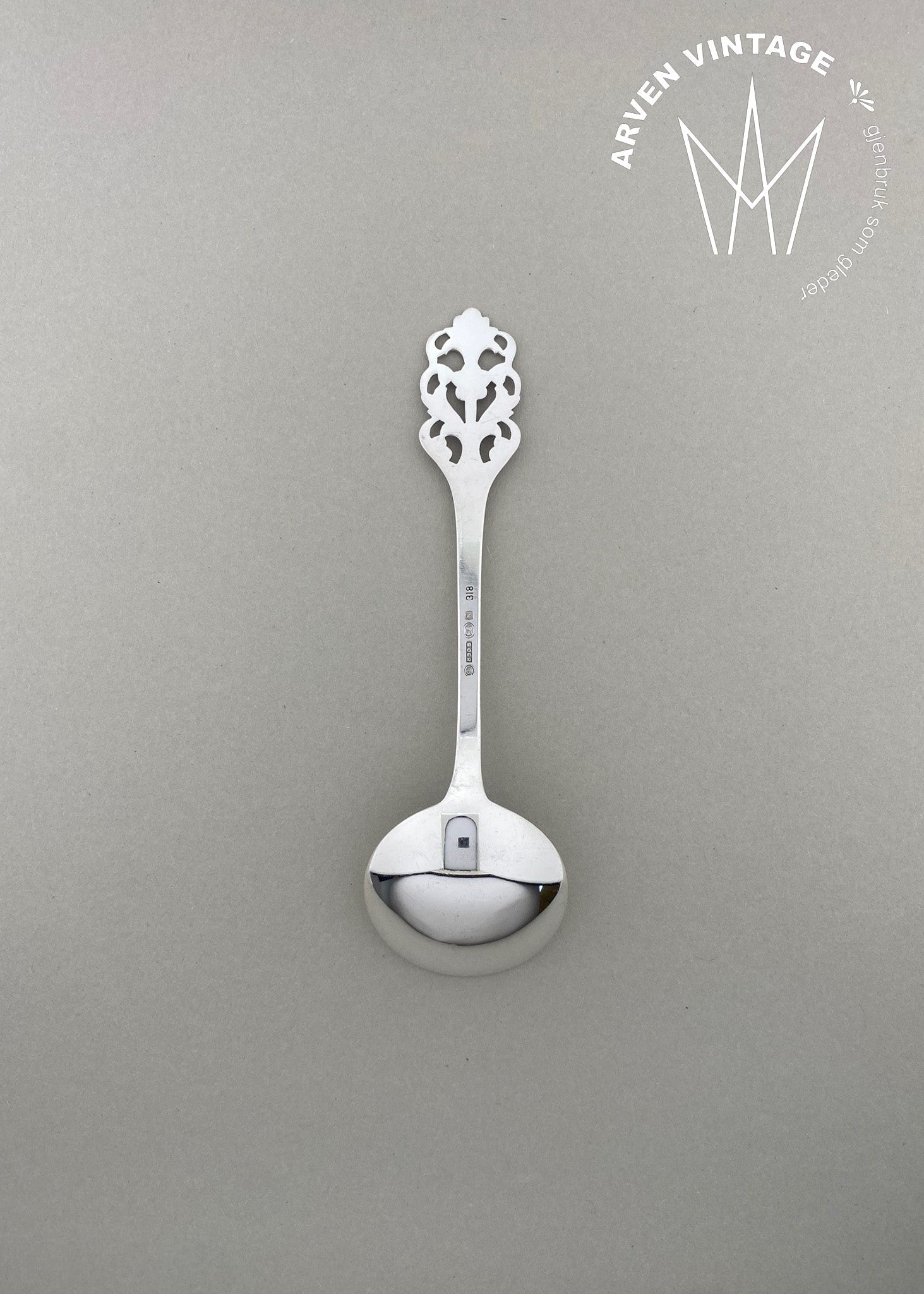 Vintage Viking Rose isskje