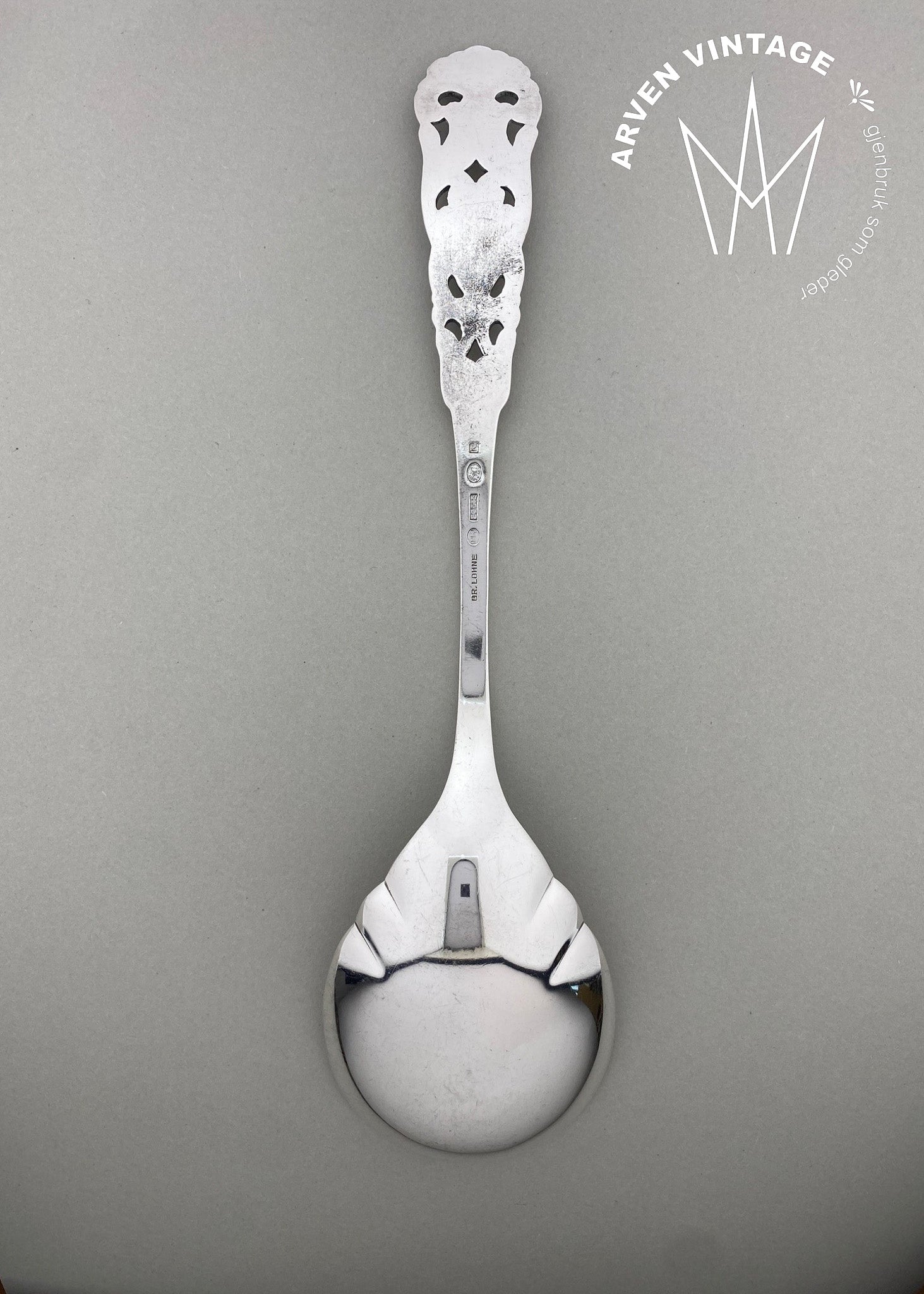 Valdre's cream spoon