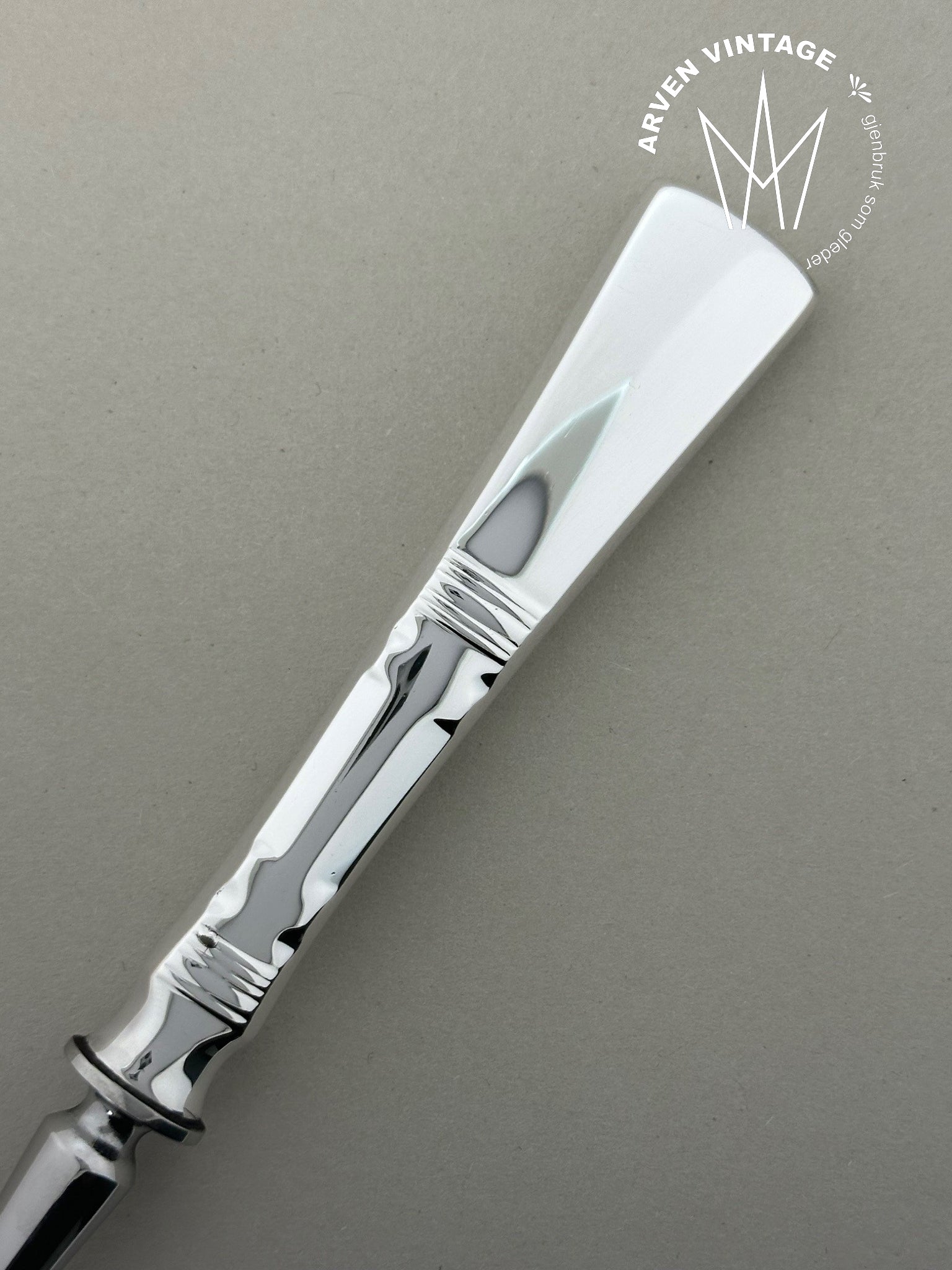 Vintage Banquet fishing shovel with steel blade