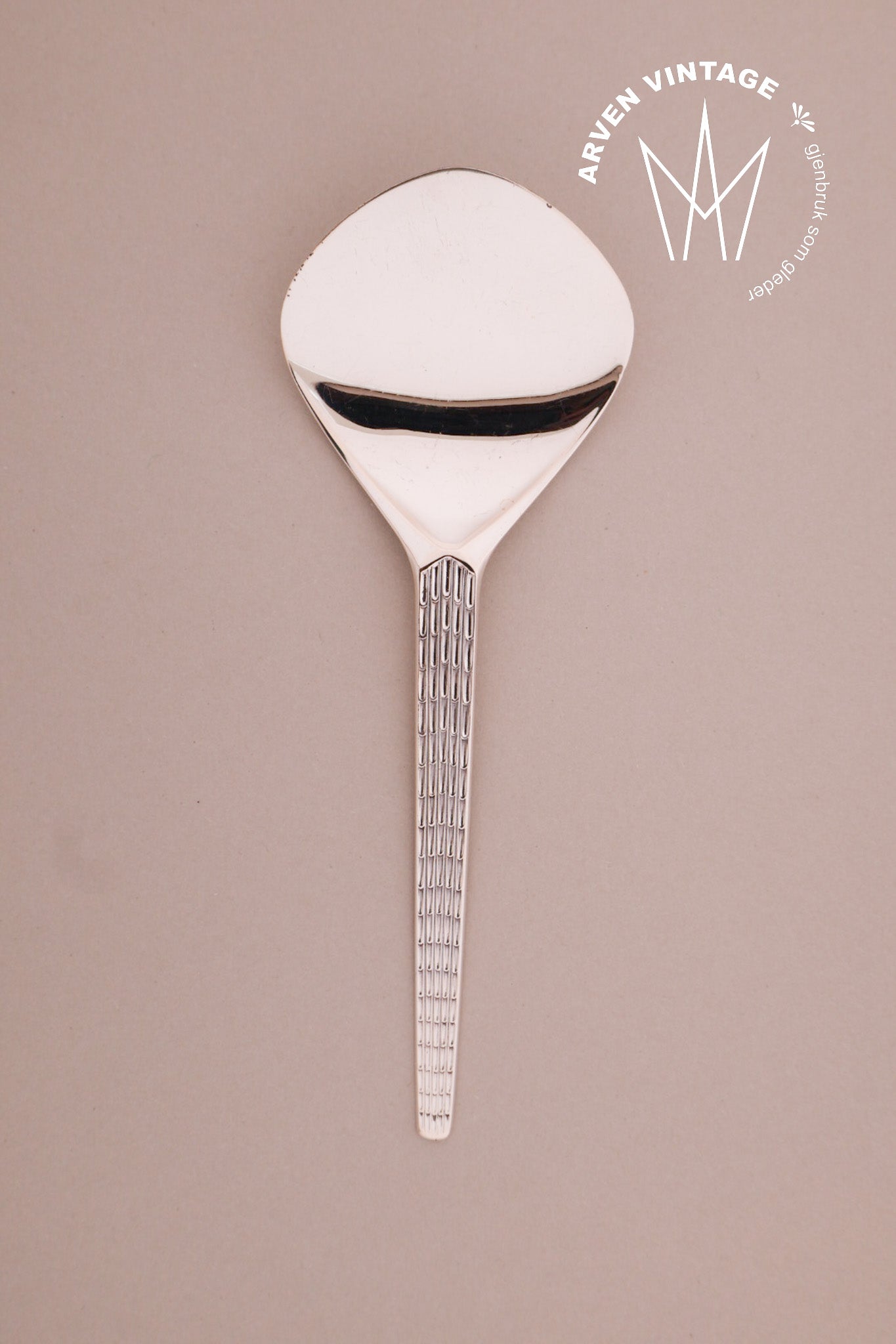Vintage Polar tomatspade