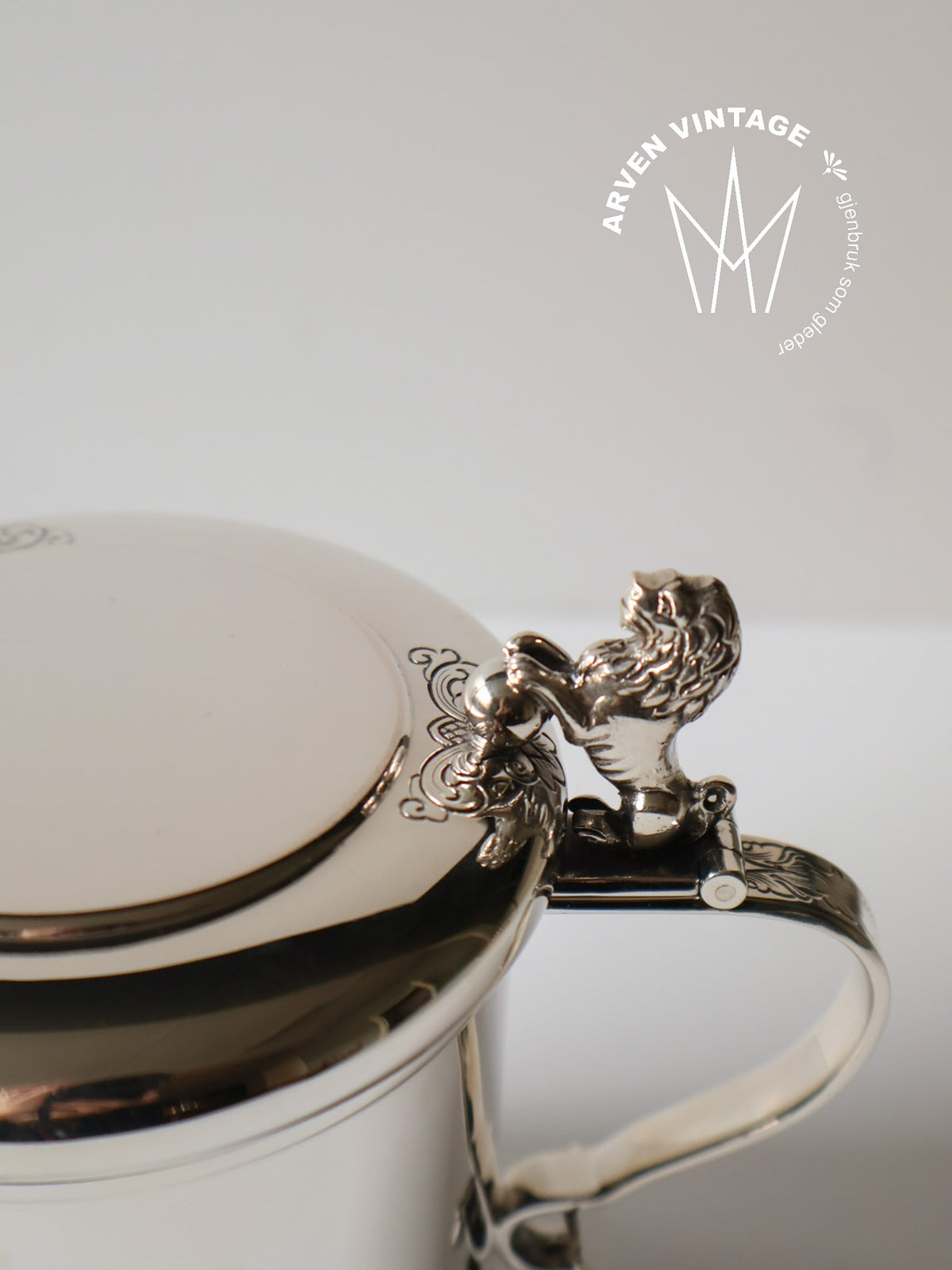 Vintage silver drinking cup 9.5cm