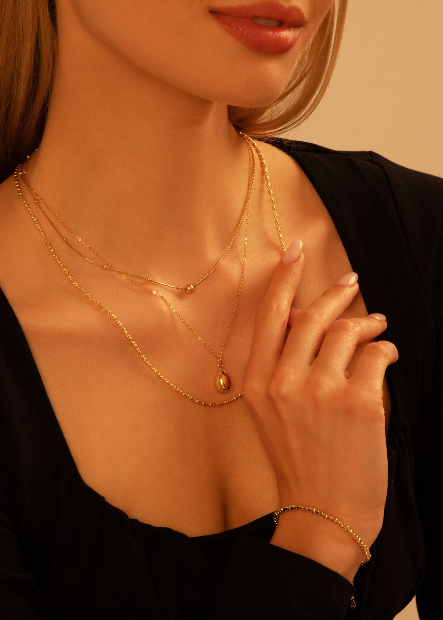 Gold raindrops bracelet