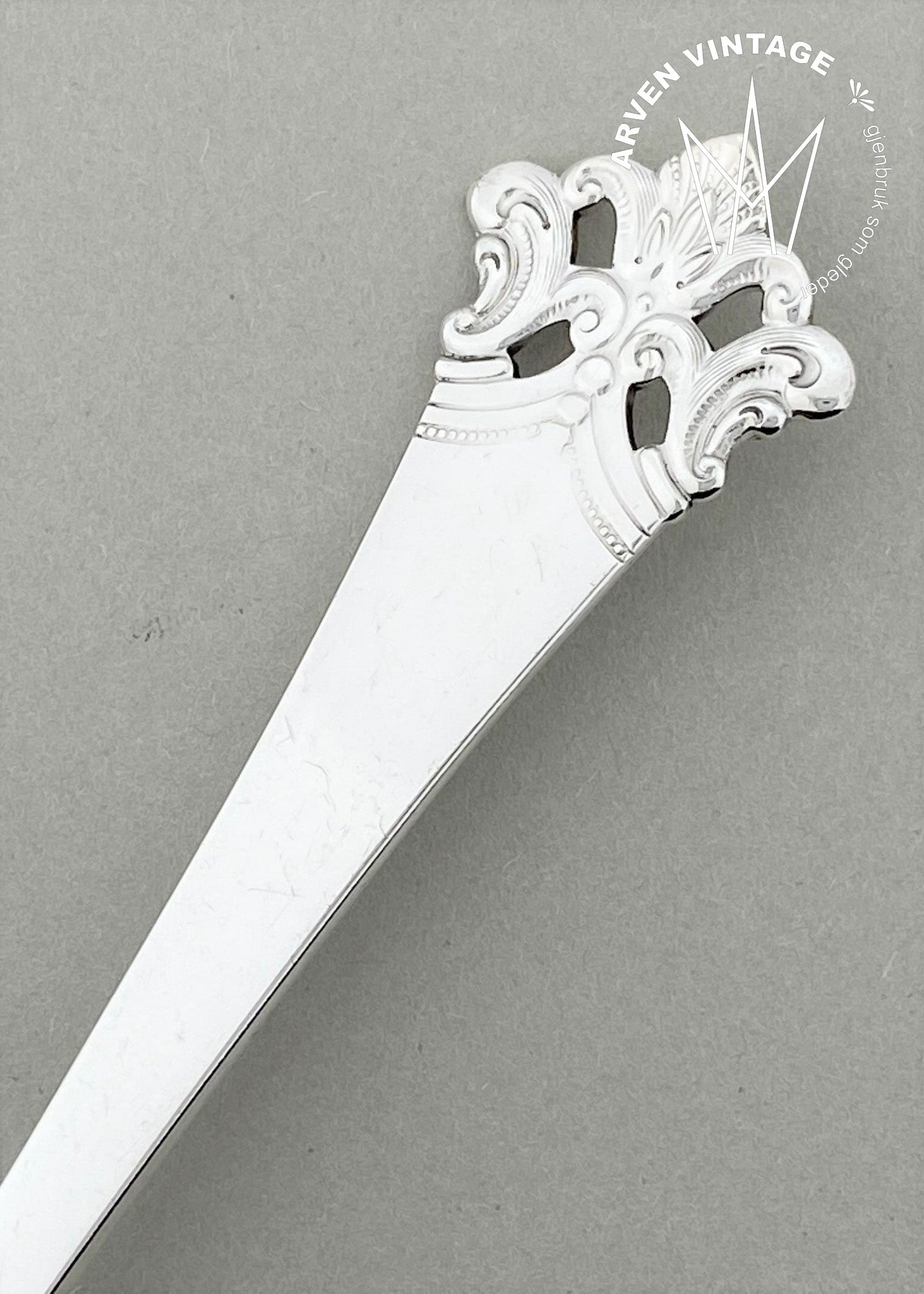 Vintage Anitra cake spatula