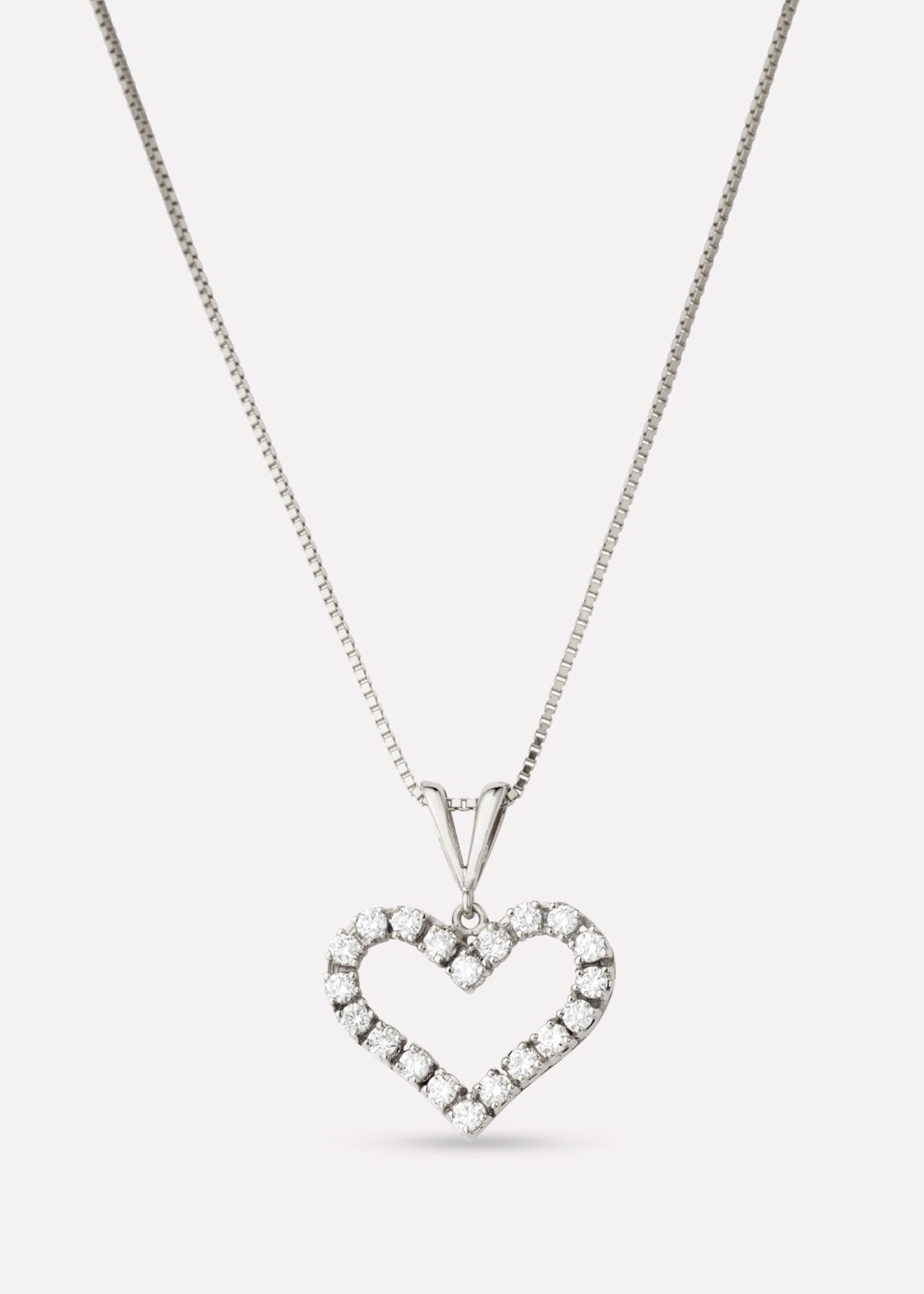 Diamanthjerte anheng i hvitt gull 0,80 ct
