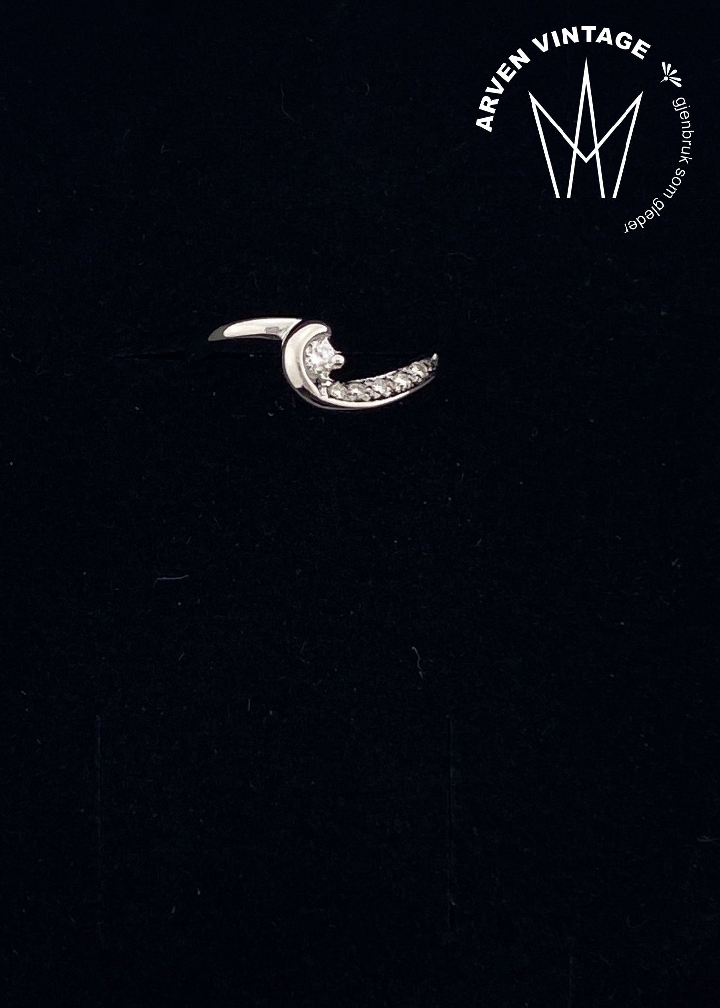 Vintage diamantring i 18K hvitt gull