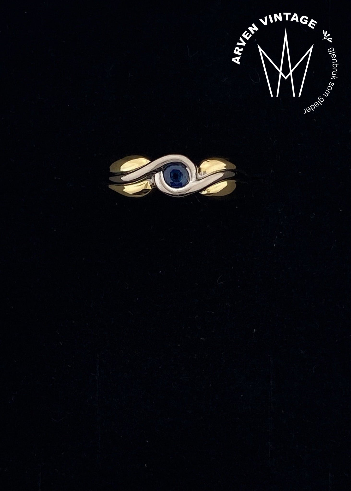 Vintage ring i 18K gult og hvitt gull med blå sten