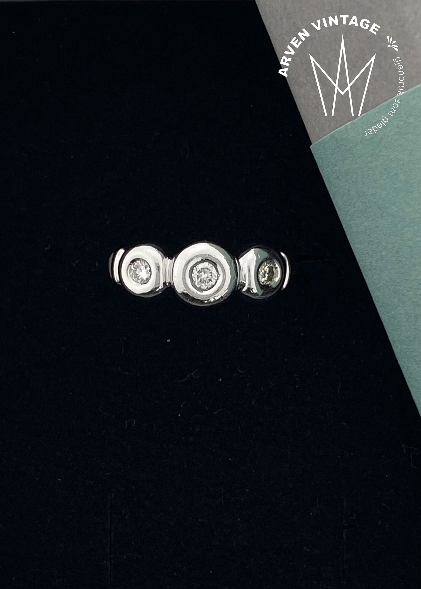 Vintage diamantring i hvitt gull