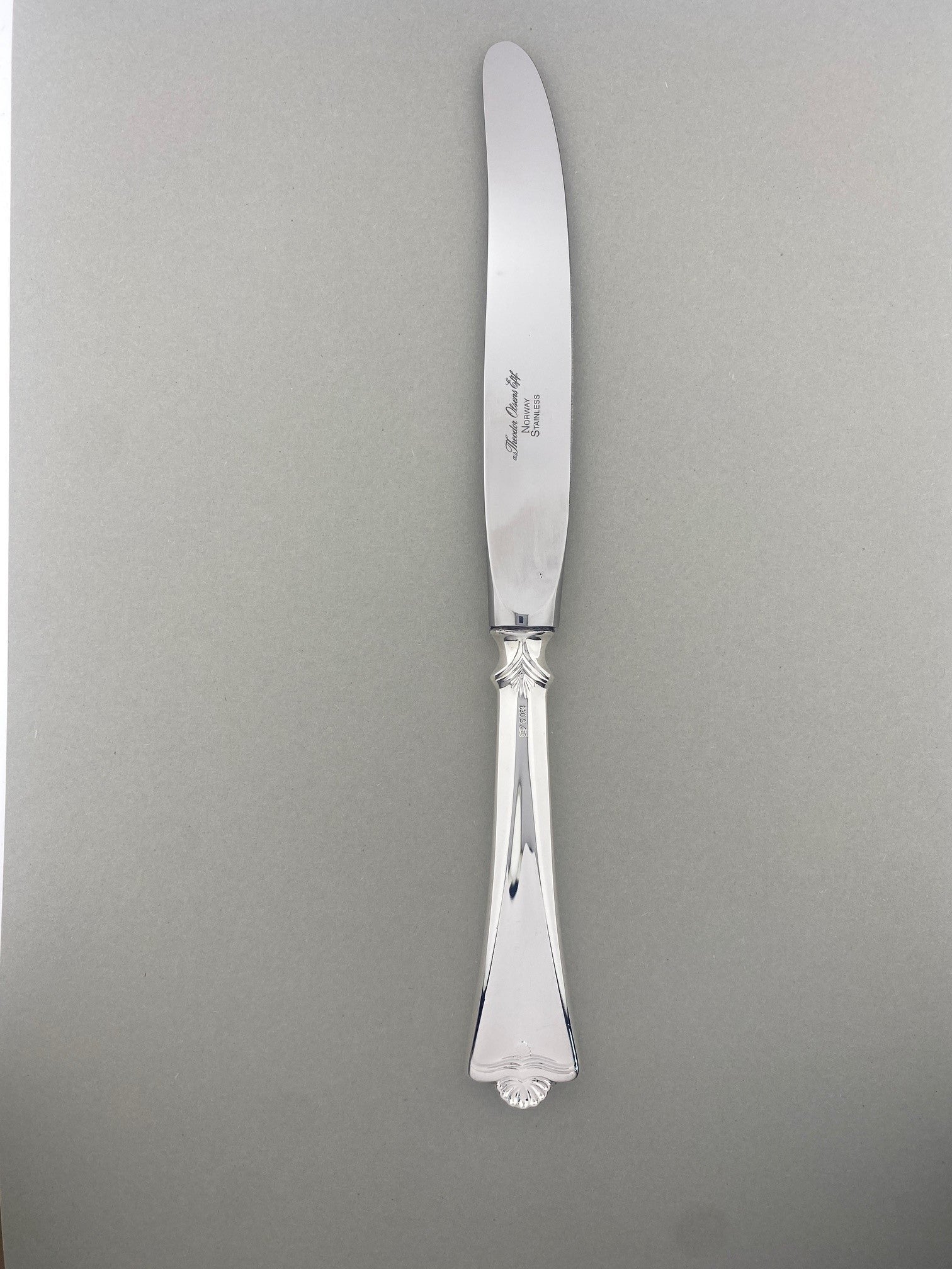 Vintage Konval liten spisekniv med kort skaft