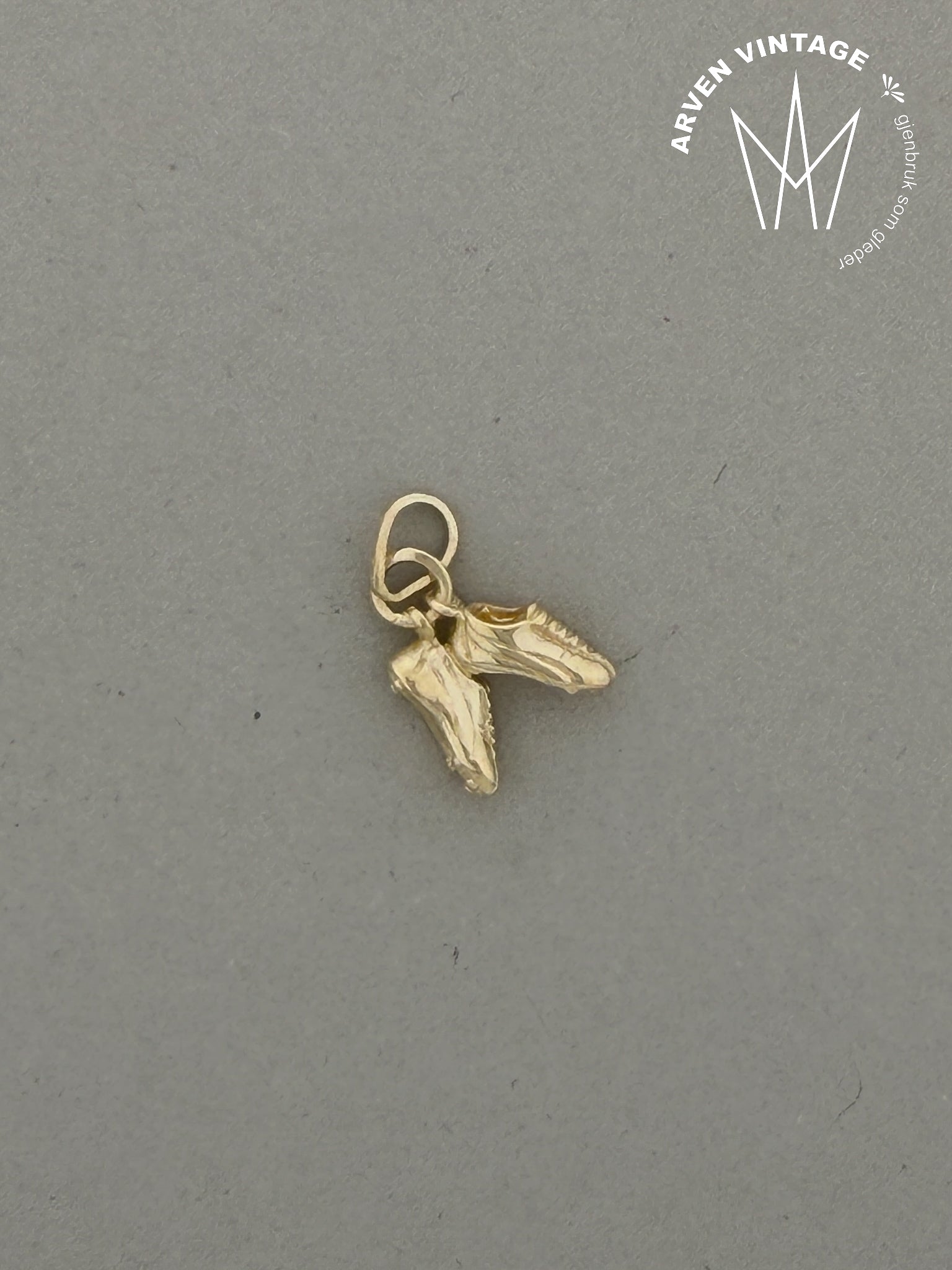 Vintage anheng gult gull