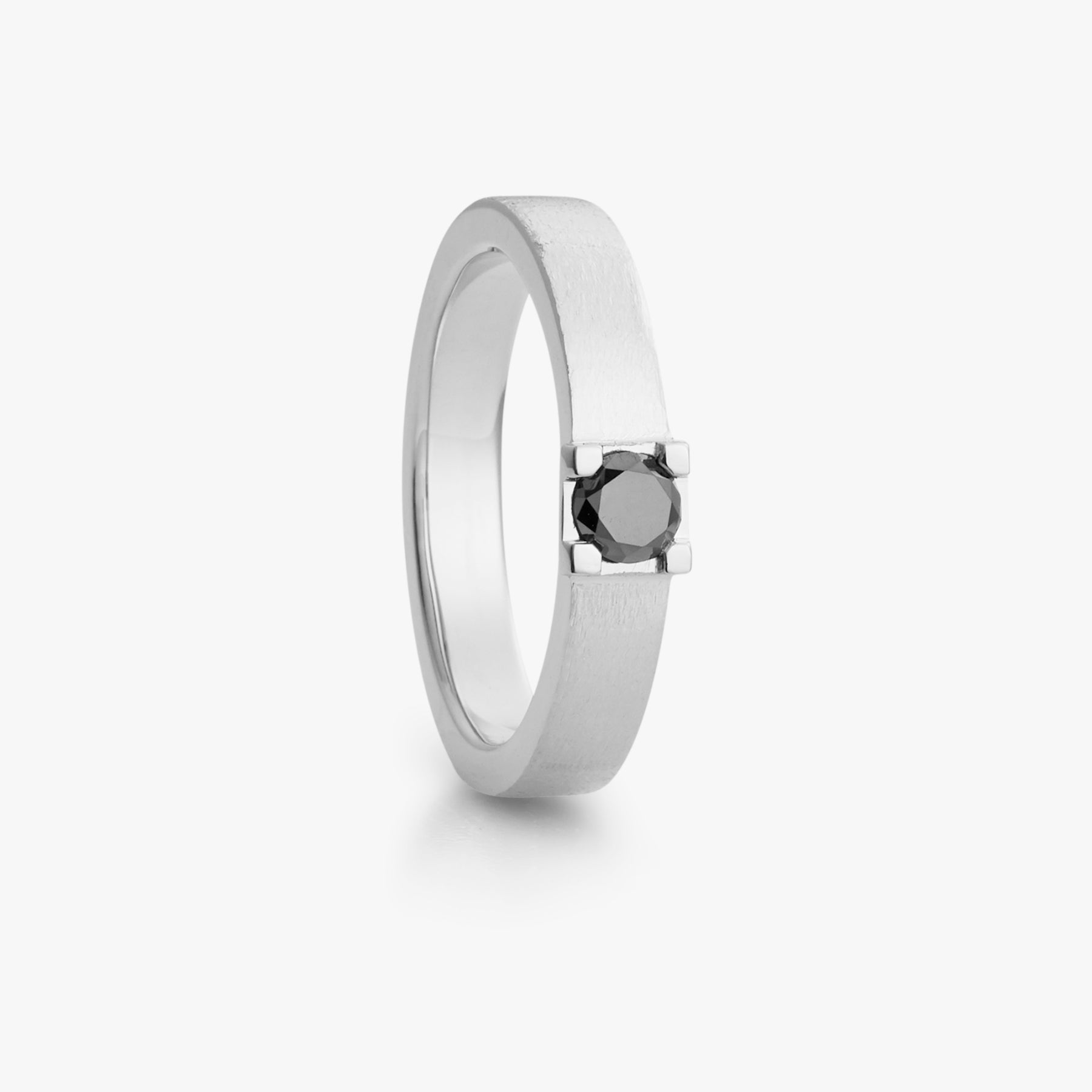 Magnificent white gold and black diamond ring, men's