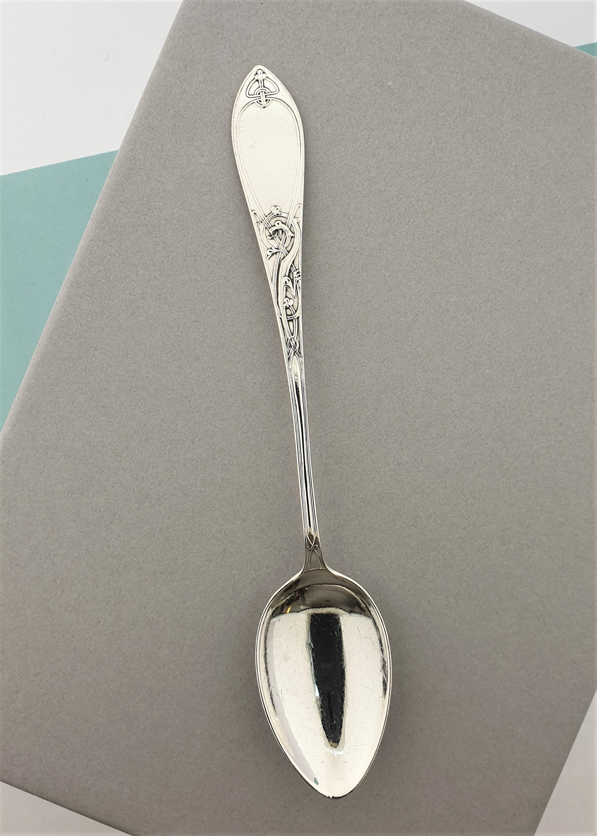 Dragon teaspoon