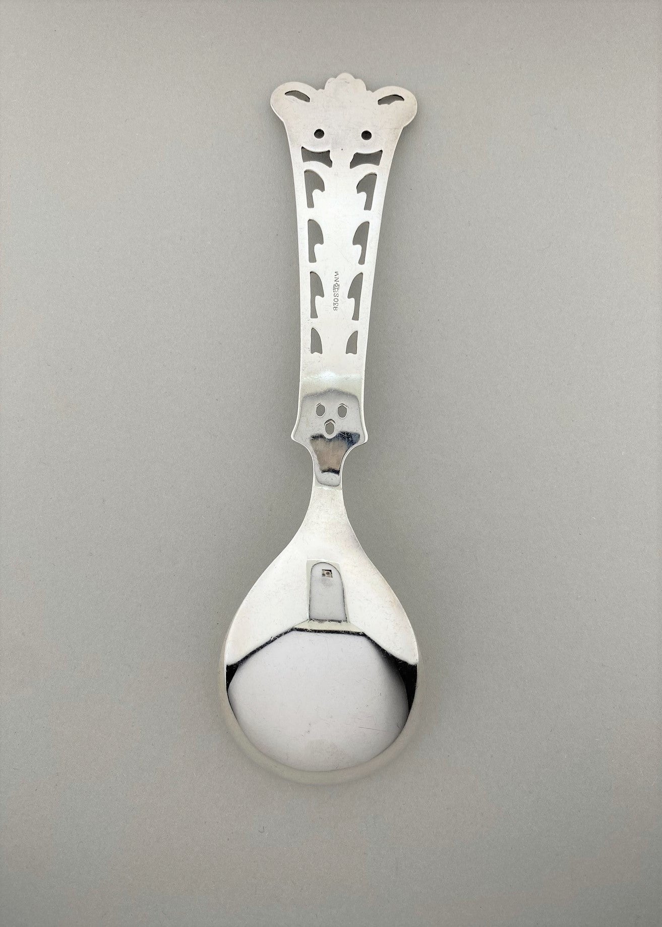 Vintage cream spoon in unknown pattern