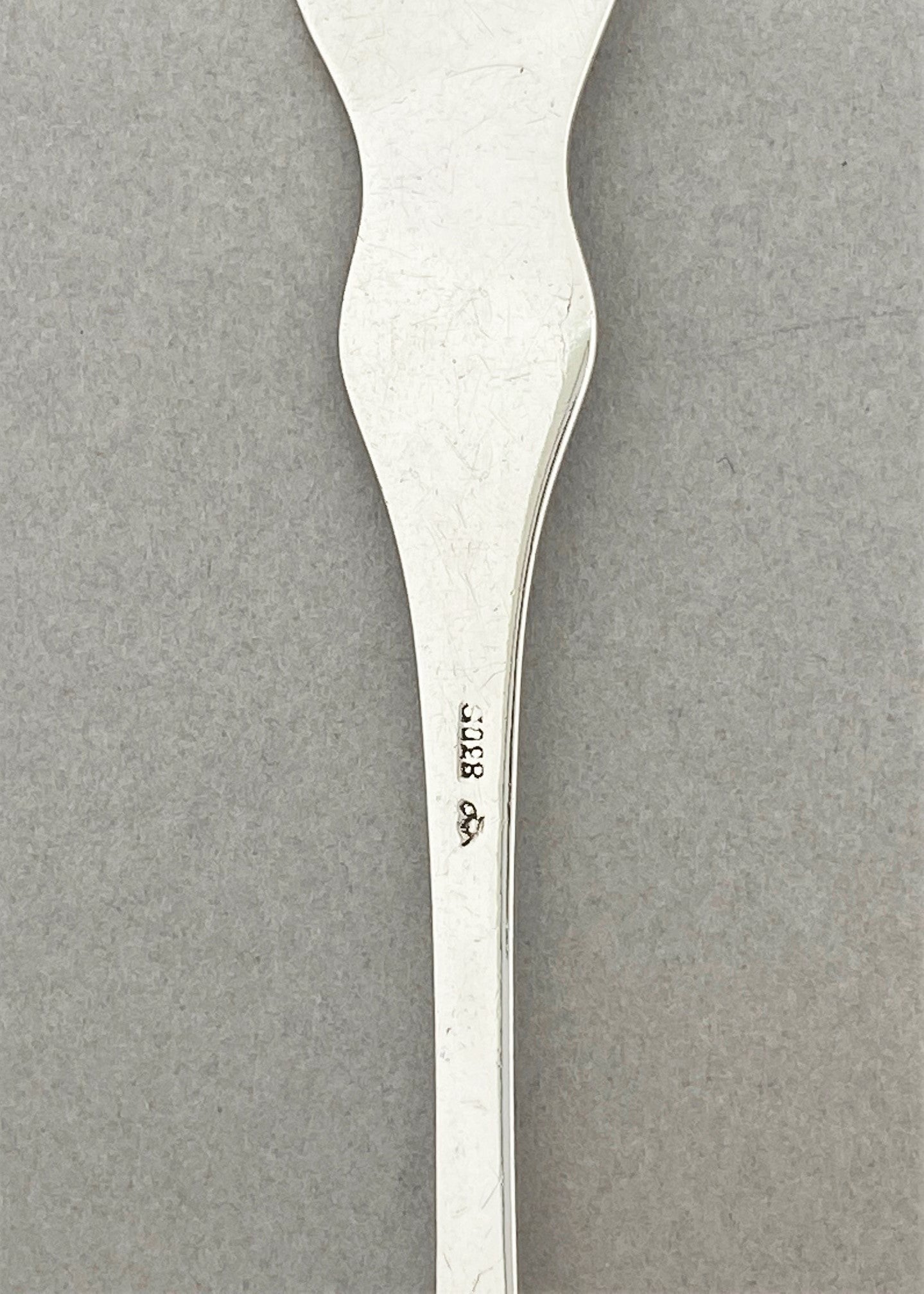 Jam spoon in an unknown pattern