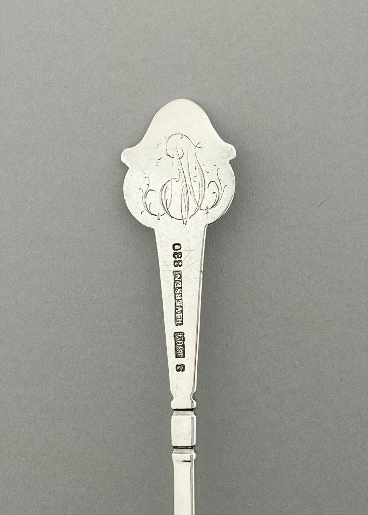 Vintage small tablespoon in an unknown pattern