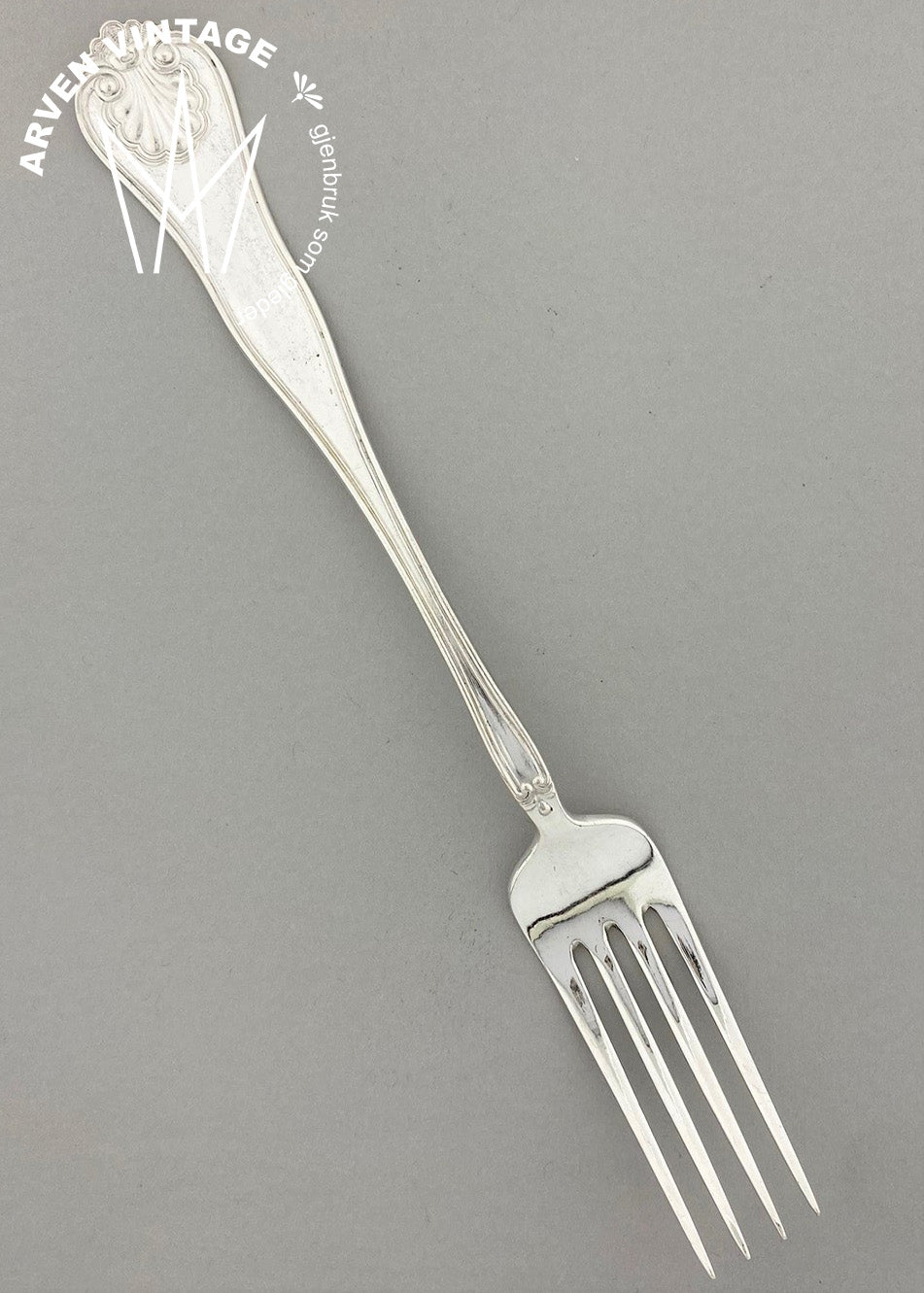 Vintage New Shell small dining fork