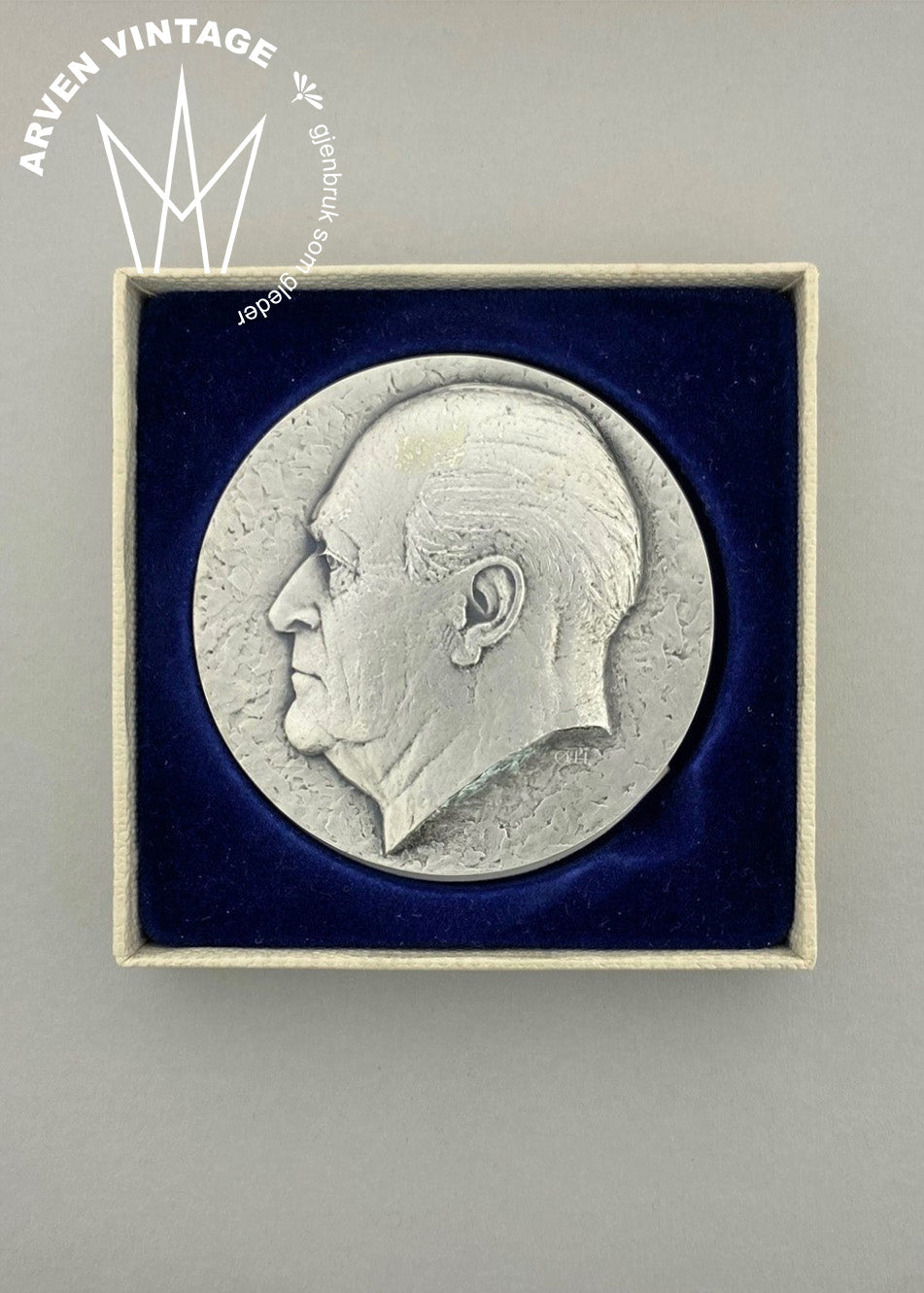 Vintage Kong Olav jubileumsmedalje