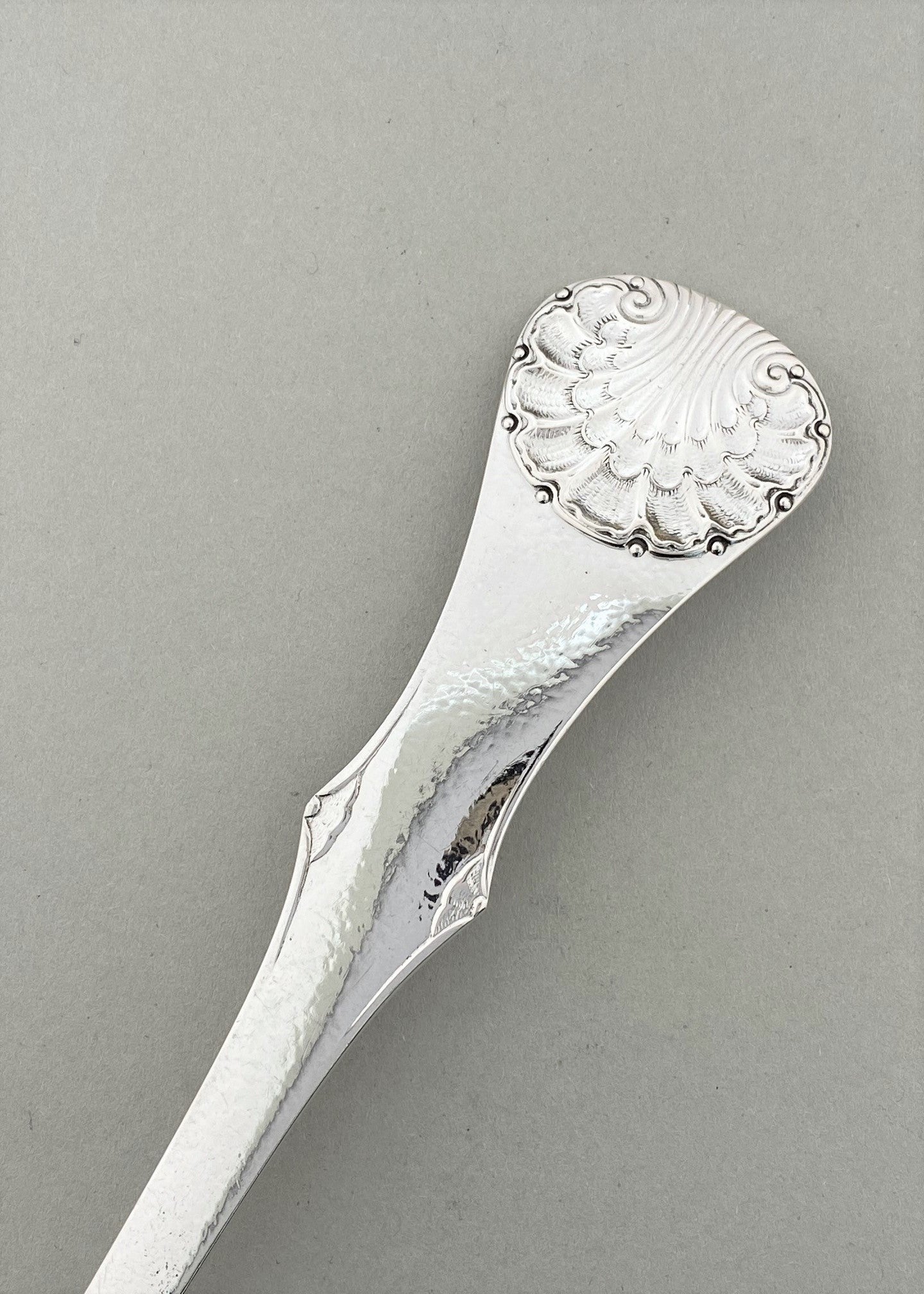 Vintage Mussel serving spoon